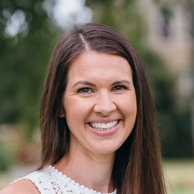 A headshot photo of Dr. Amanda Kaufman, an eye doctor at Owen Eye Care